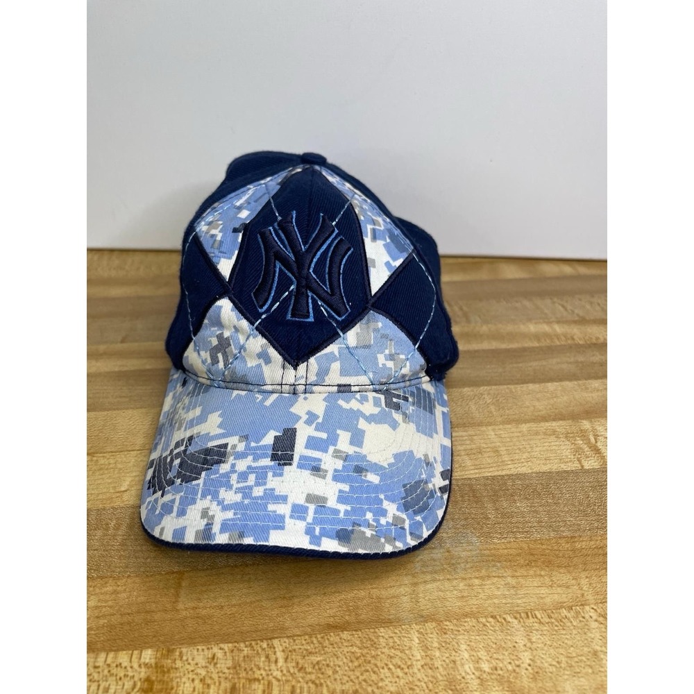 Vintage New York Yankees Blue Digital Camo MLB Baseball New Era Headtotoe Hat